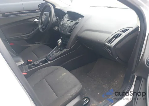 2016 Ford Focus Se z USA, uszkodzony, nr VIN 1FADP3K20GL290364